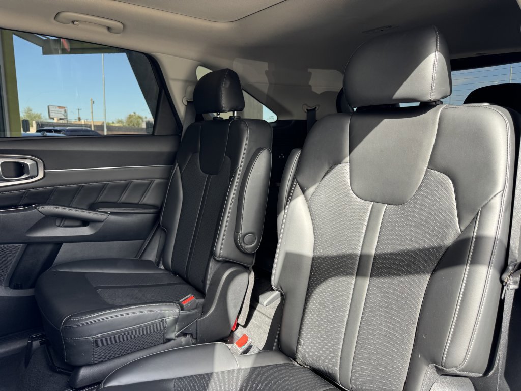 Used 2022 Kia Sorento SX image 38