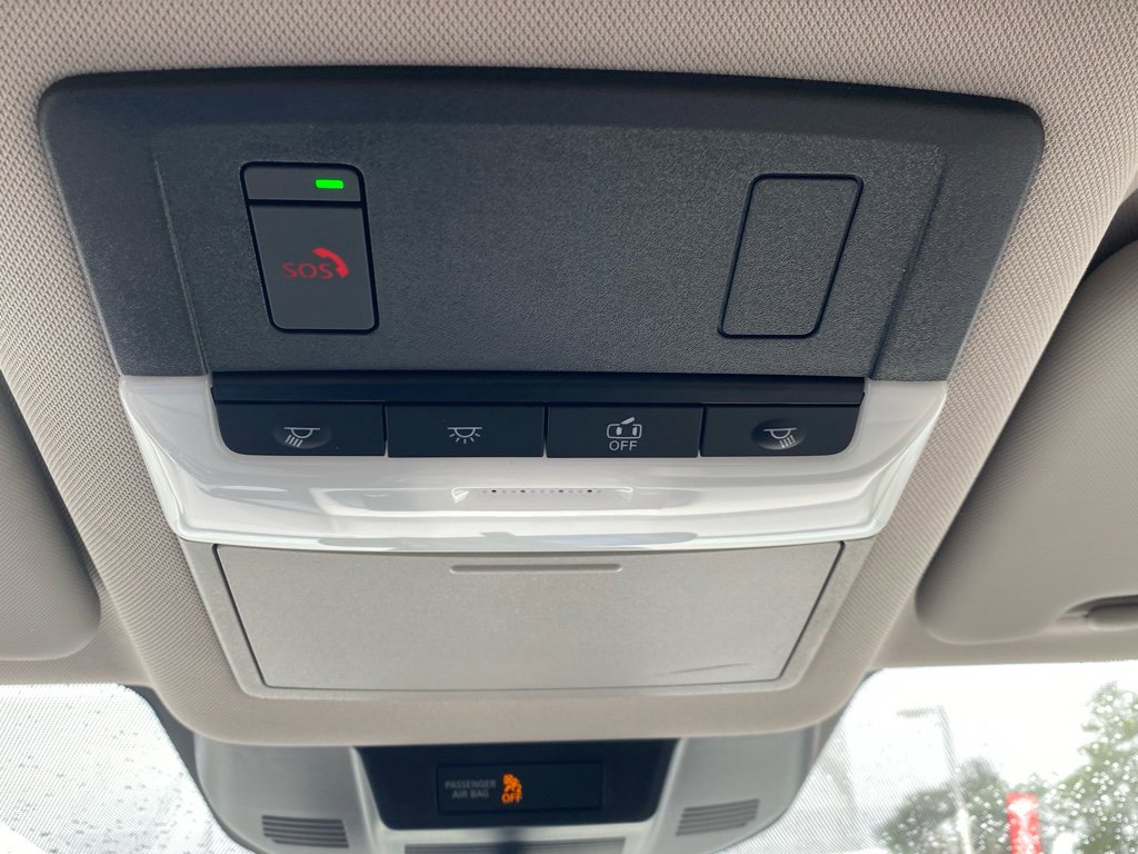 Used 2024 Nissan Rogue SV image 21