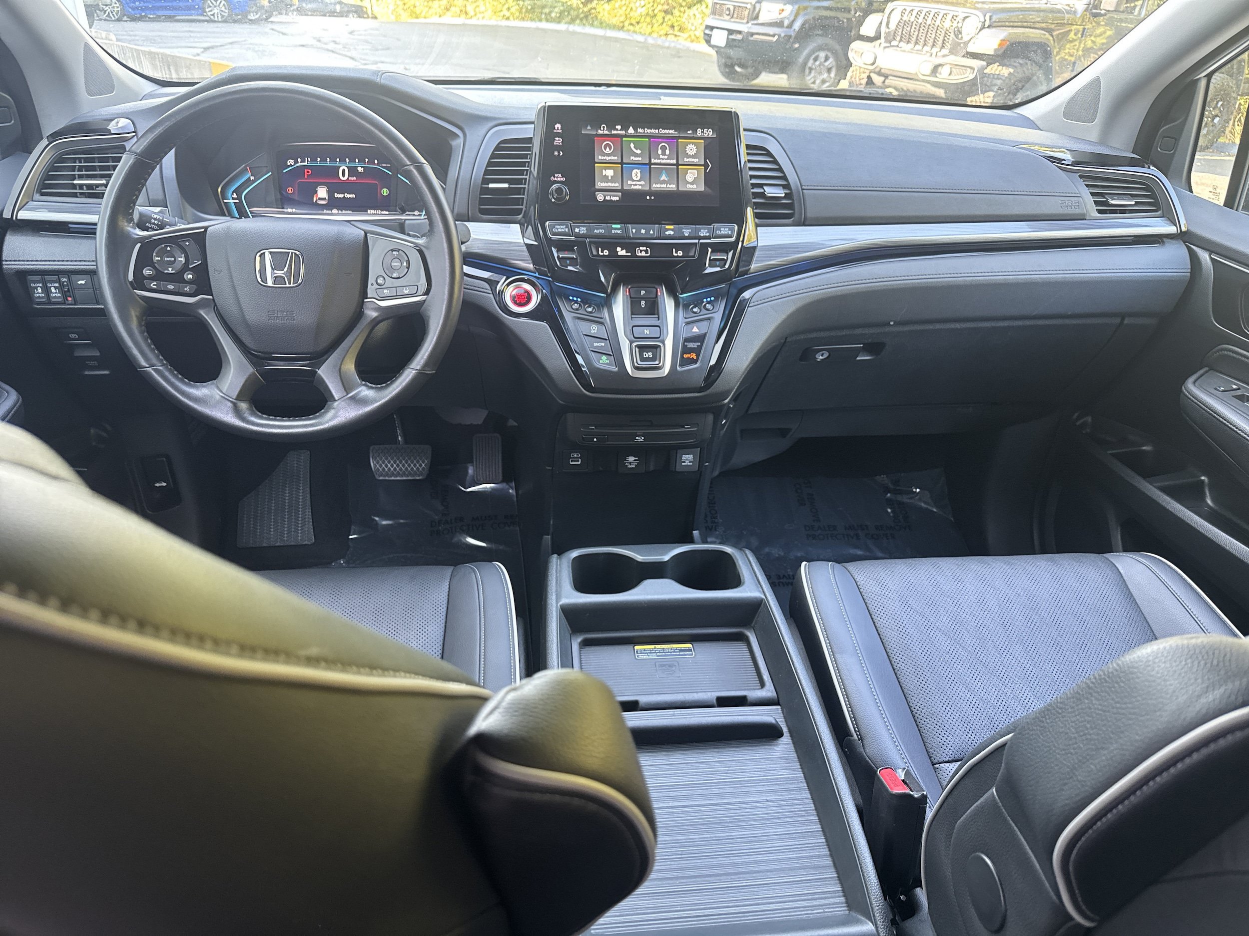 Used 2023 Honda Odyssey Elite image 18