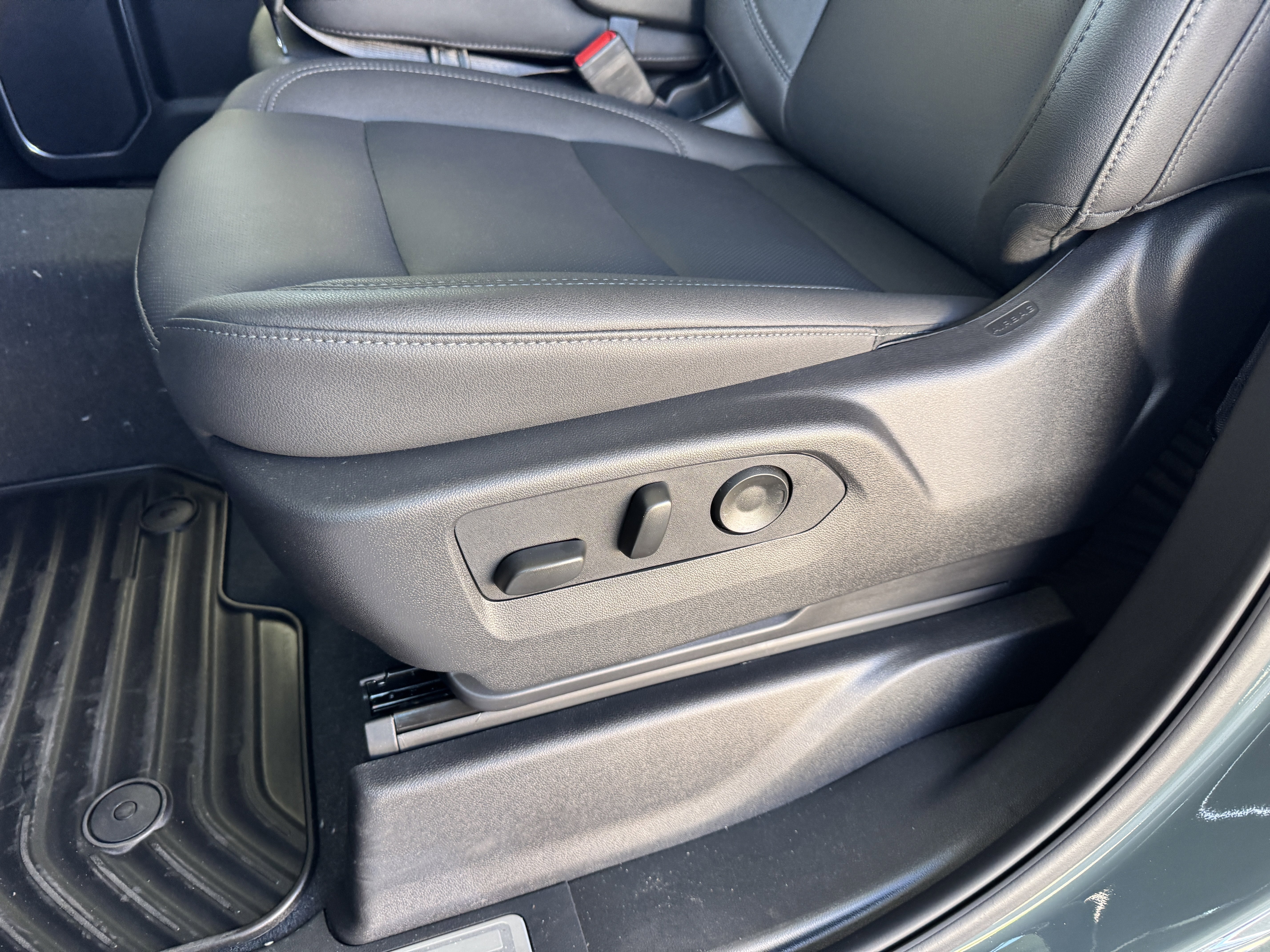 New 2026 Chevrolet Silverado 2500 LTZ image 14