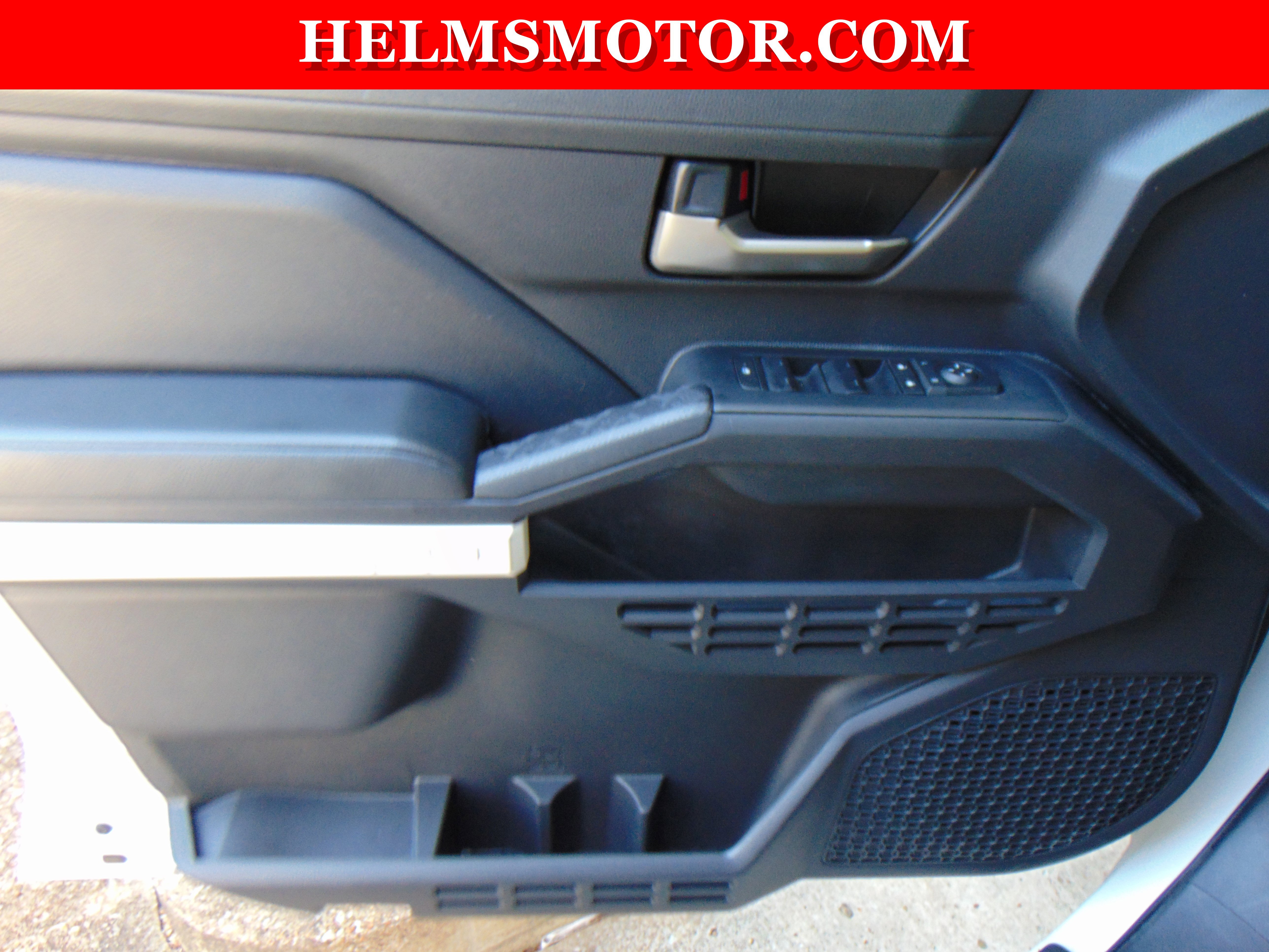 Used 2024 Toyota Tacoma TRD Off-Road image 18