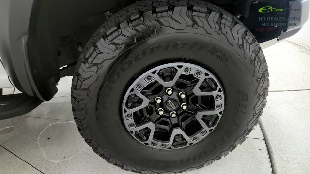 Used 2025 Ford F150 Raptor w/ Equipment Group 803A Raptor R AWD/4WD image 94