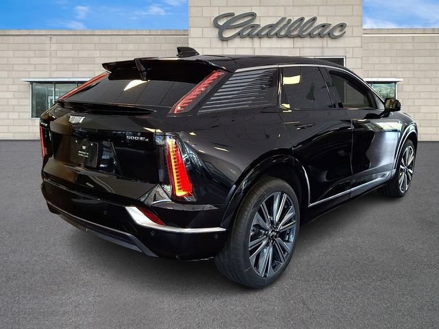 New 2026 Cadillac Optiq Luxury 2 w/ LPO, Floor Liner Package AWD/4WD image 3