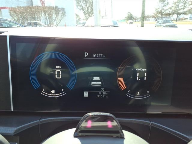 Used 2025 Hyundai Santa Fe SEL image 17