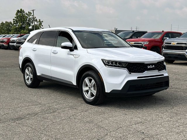Used 2023 Kia Sorento LX FWD image 6