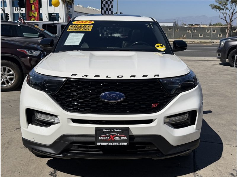 Used 2022 Ford Explorer ST w/ Equipment Group 401A AWD/4WD image 2