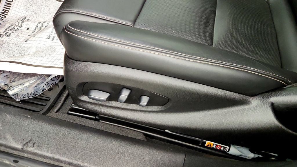 Used 2019 Cadillac XTS Luxury w/ Driver Awareness Package FWD image 12