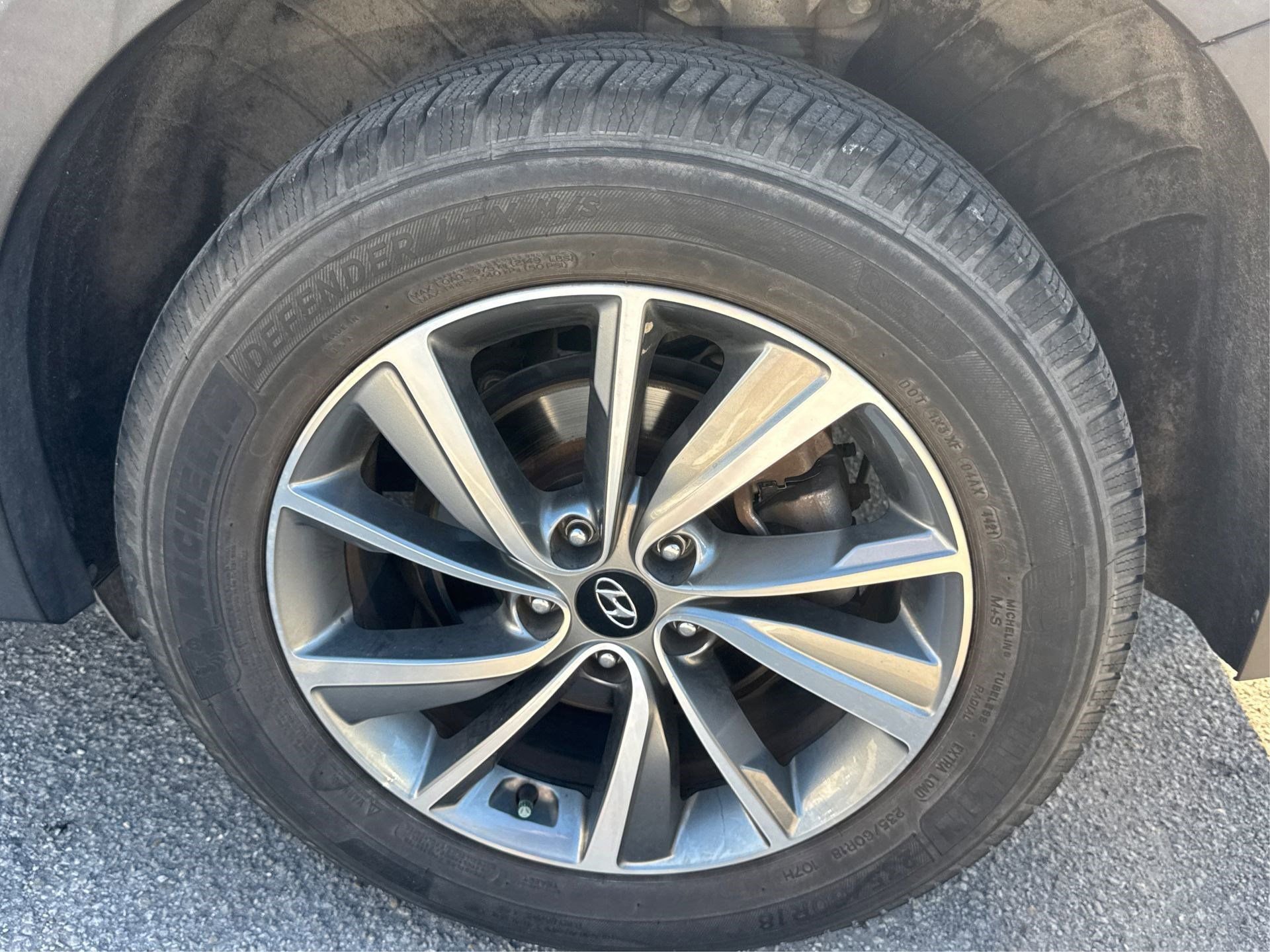 Used 2019 Hyundai Santa Fe AWD image 17