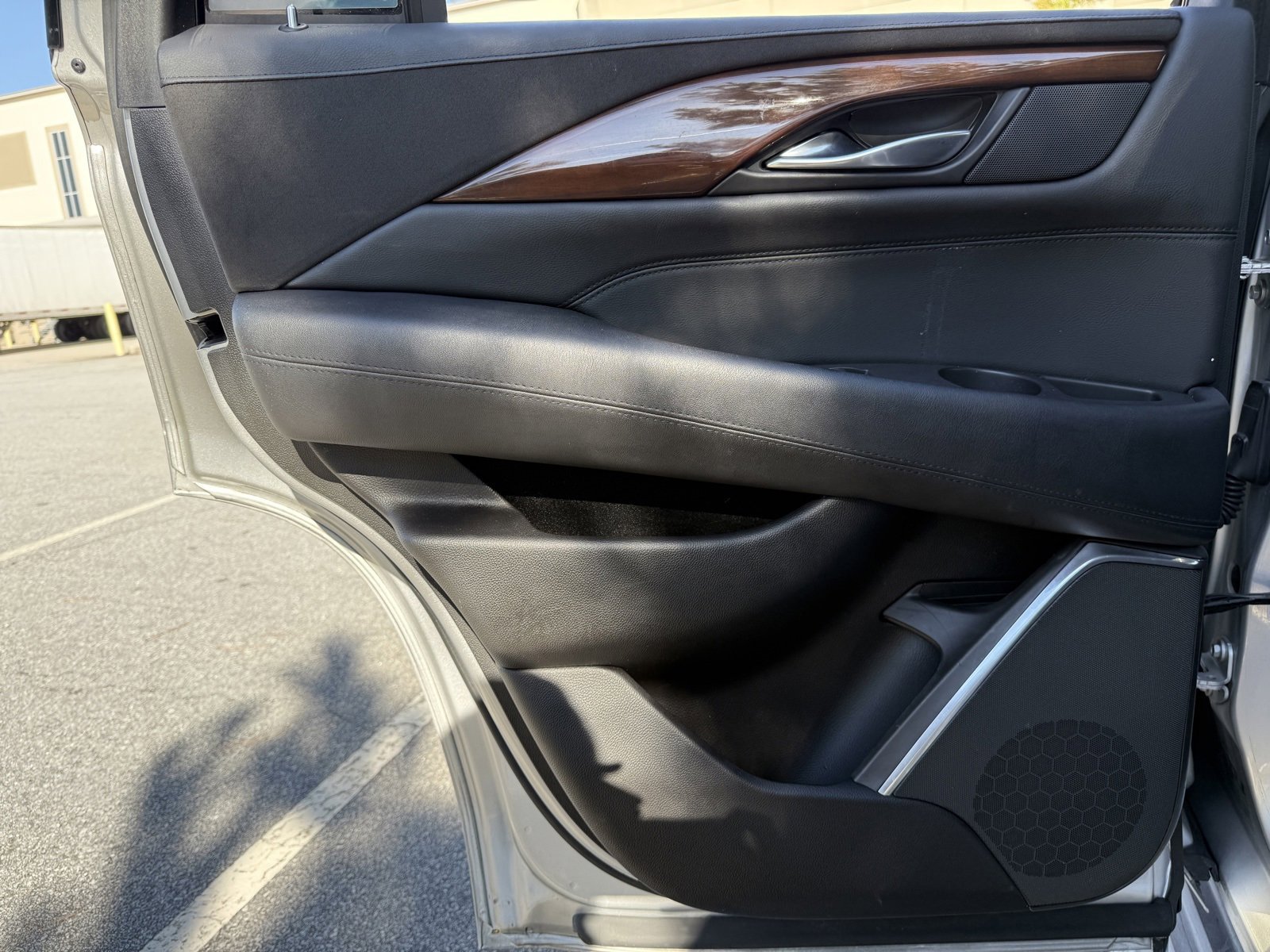 Used 2016 Cadillac Escalade 2WD image 45