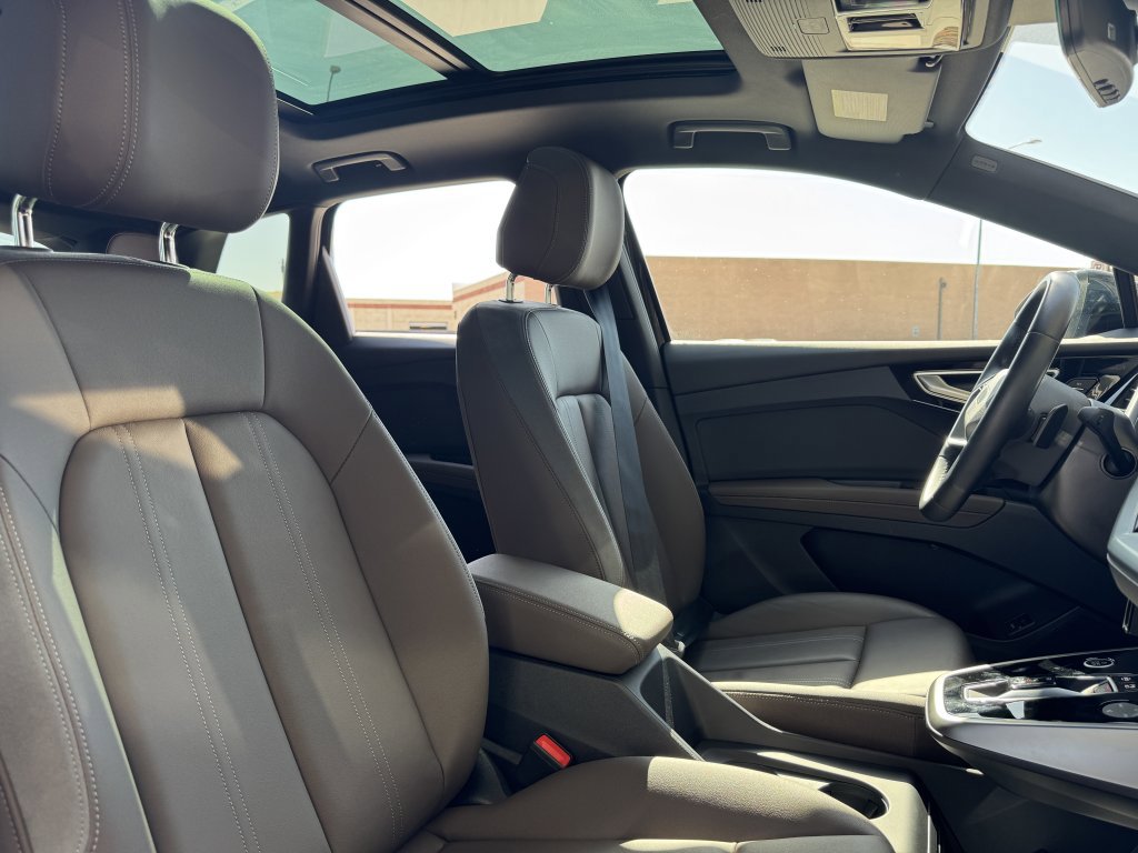 Used 2024 Audi Q4 e-tron Premium Plus w/ Premium Plus image 46