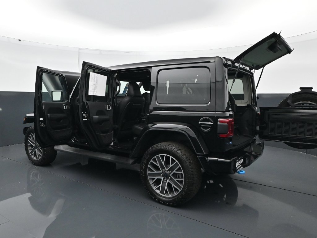 Used 2024 Jeep Wrangler High Altitude AWD/4WD image 33