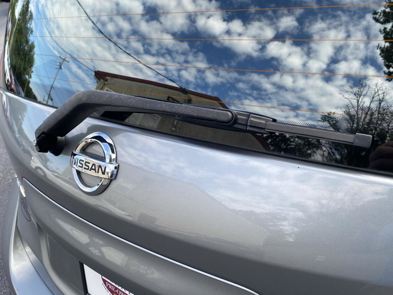 Used 2015 Nissan Versa Note SV FWD image 23