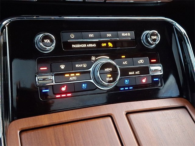 Used 2019 Lincoln Navigator Reserve image 20