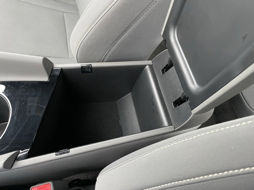 Used 2025 Hyundai Elantra SEL image 49