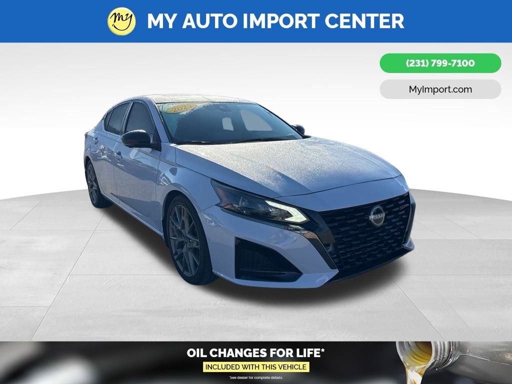 Used 2023 Nissan Altima 2.0 SR