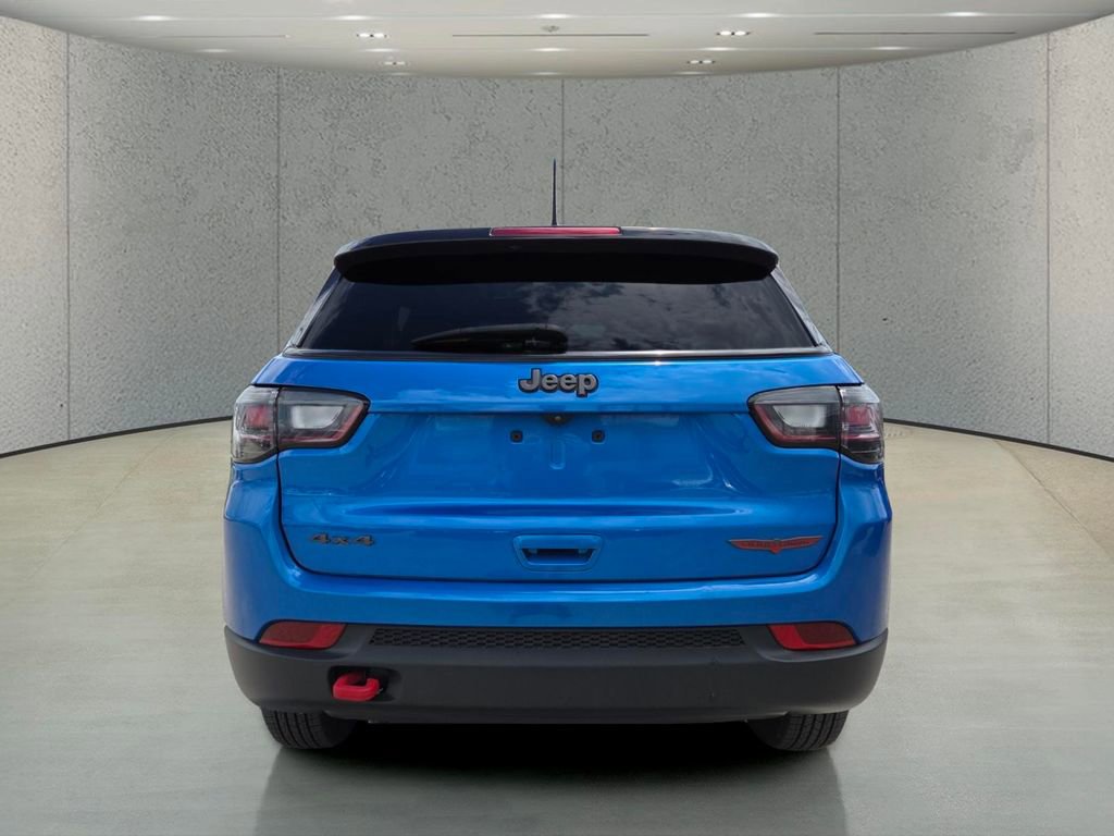 Used 2023 Jeep Compass Trailhawk w/ Trailhawk Elite Group AWD/4WD image 4