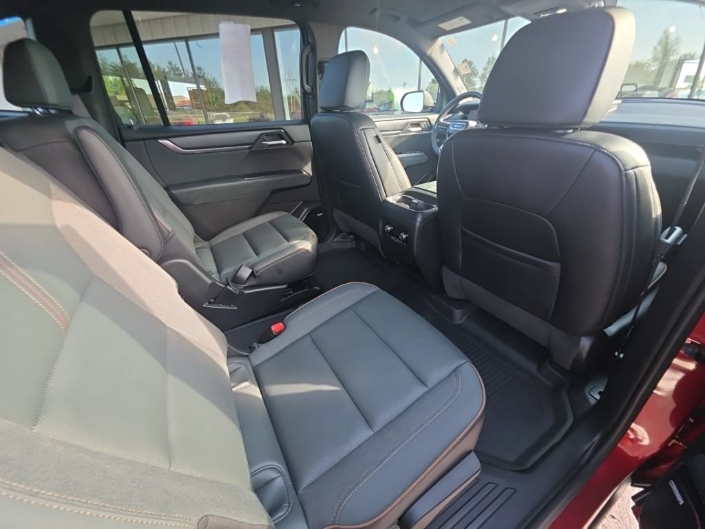 Used 2024 GMC Acadia AT4 w/ Luxury Package AWD/4WD image 20