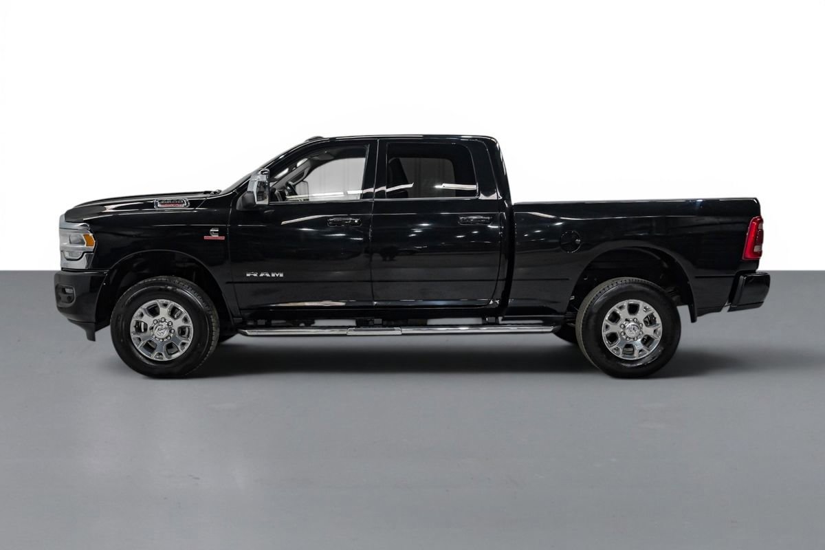 Used 2023 RAM 3500 Laramie AWD/4WD image 9