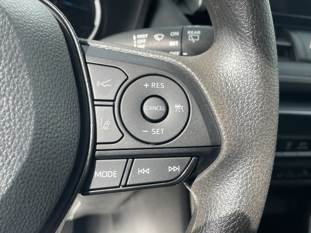 Used 2024 Toyota RAV4 LE image 26