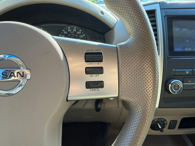 Used 2009 Nissan Frontier SE w/ SE Value Truck Pkg AWD/4WD image 19