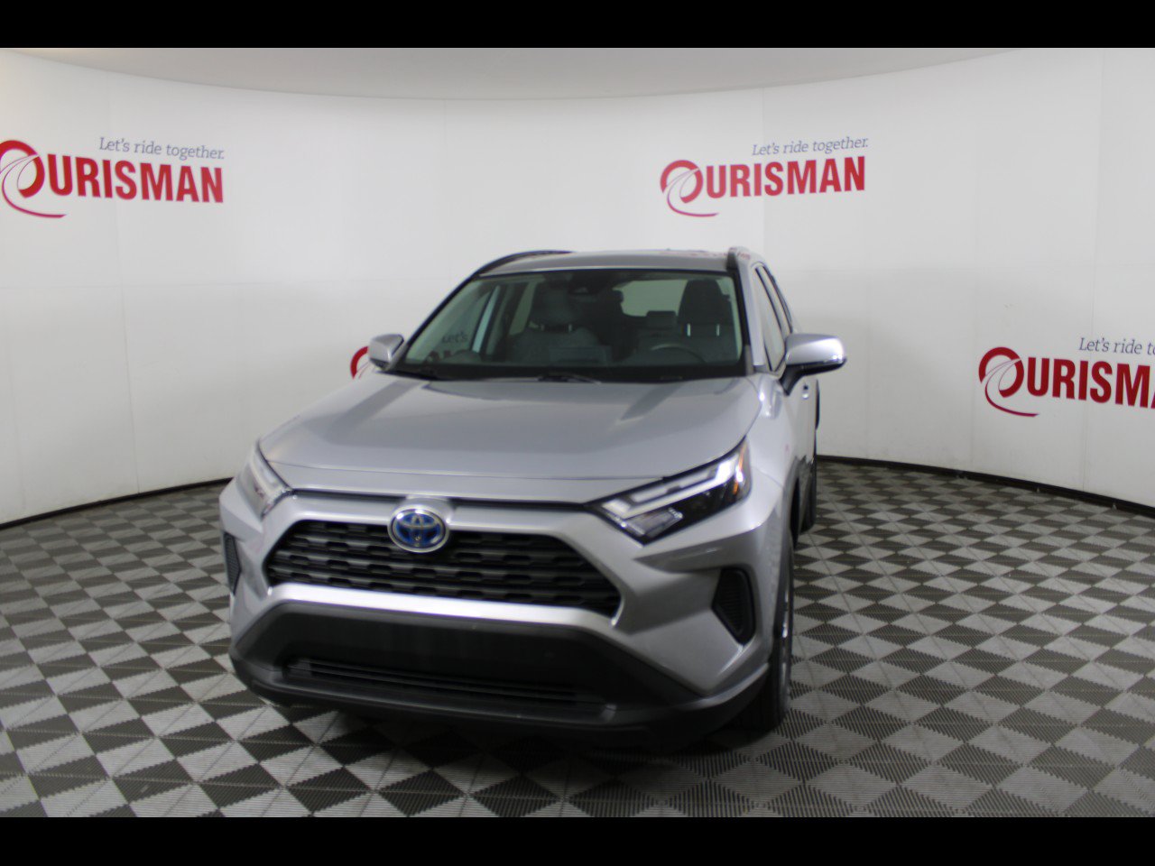 Used 2022 Toyota RAV4 XLE w/ Convenience Package