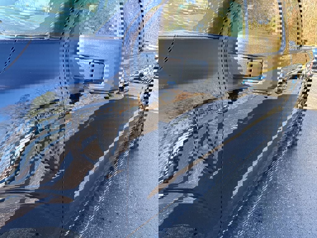 New 2025 Ford F150 XLT w/ Equipment Group 302A MID image 10