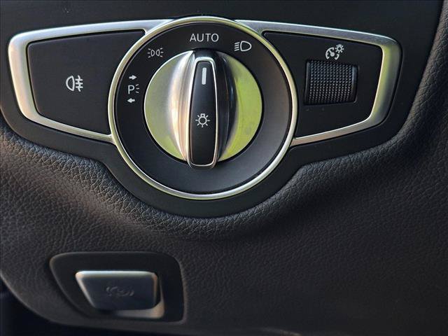 Used 2018 Mercedes-Benz C 300 Sedan image 9