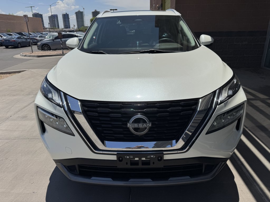 Used 2023 Nissan Rogue SL w/ SL Premium Package image 9