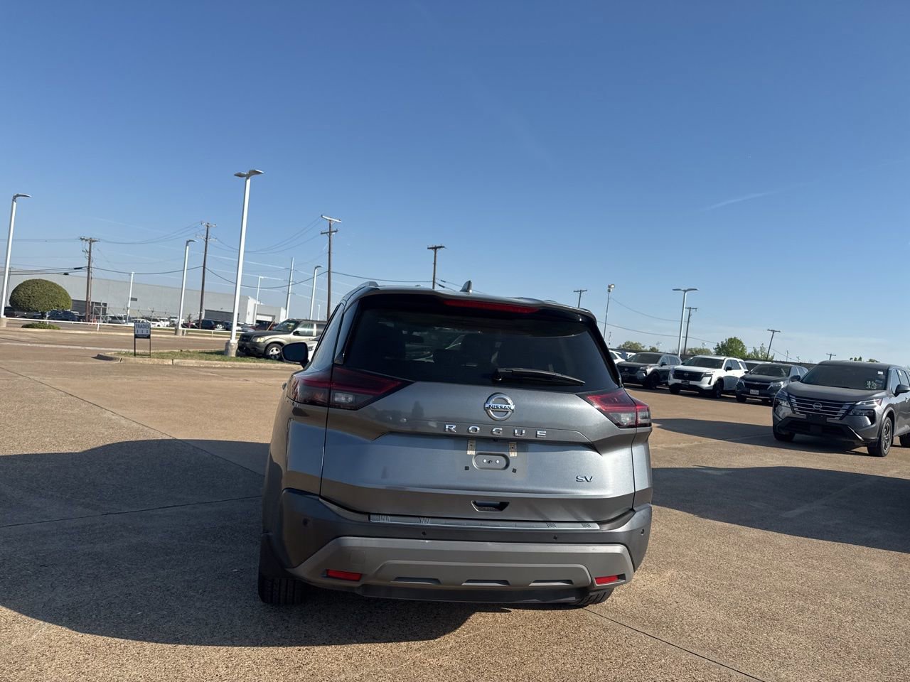 Certified 2021 Nissan Rogue SV w/ Premium Package image 17