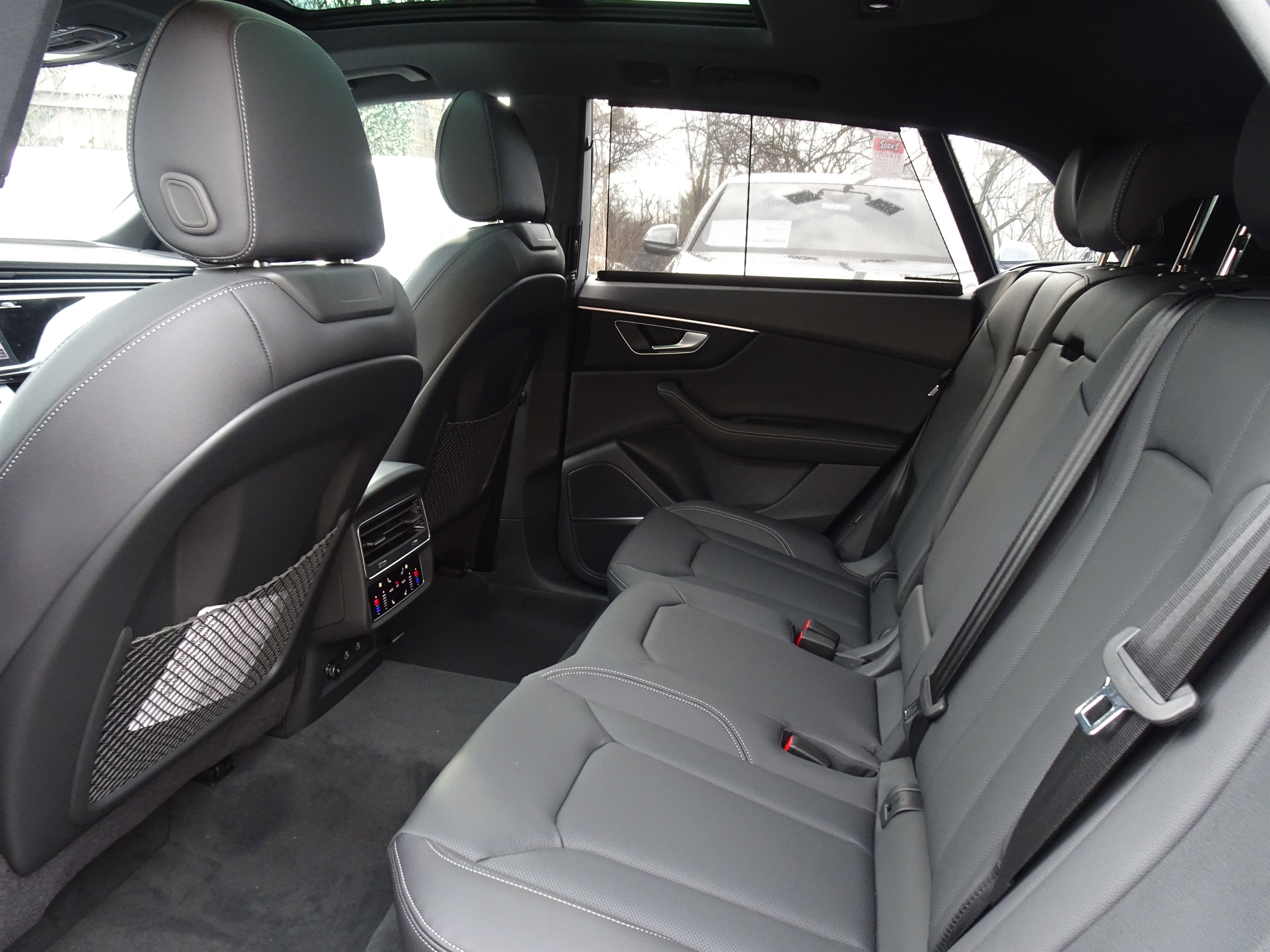 New 2026 Audi Q8 Premium Plus image 6