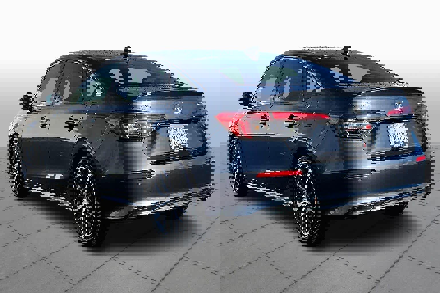 Used 2022 Honda Civic Touring image 11