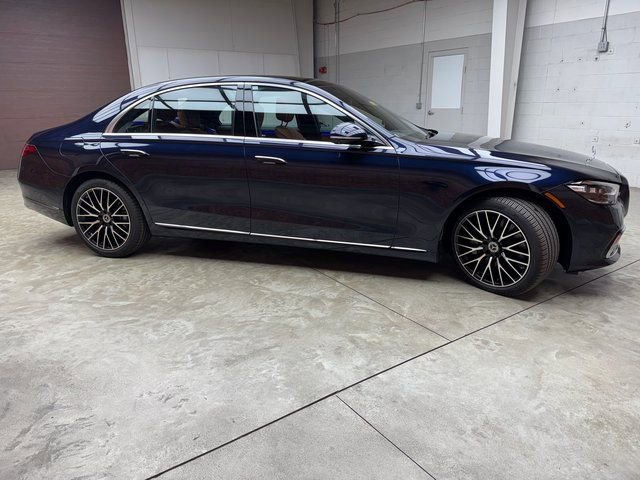New 2024 Mercedes-Benz S 580 4MATIC Sedan image 6