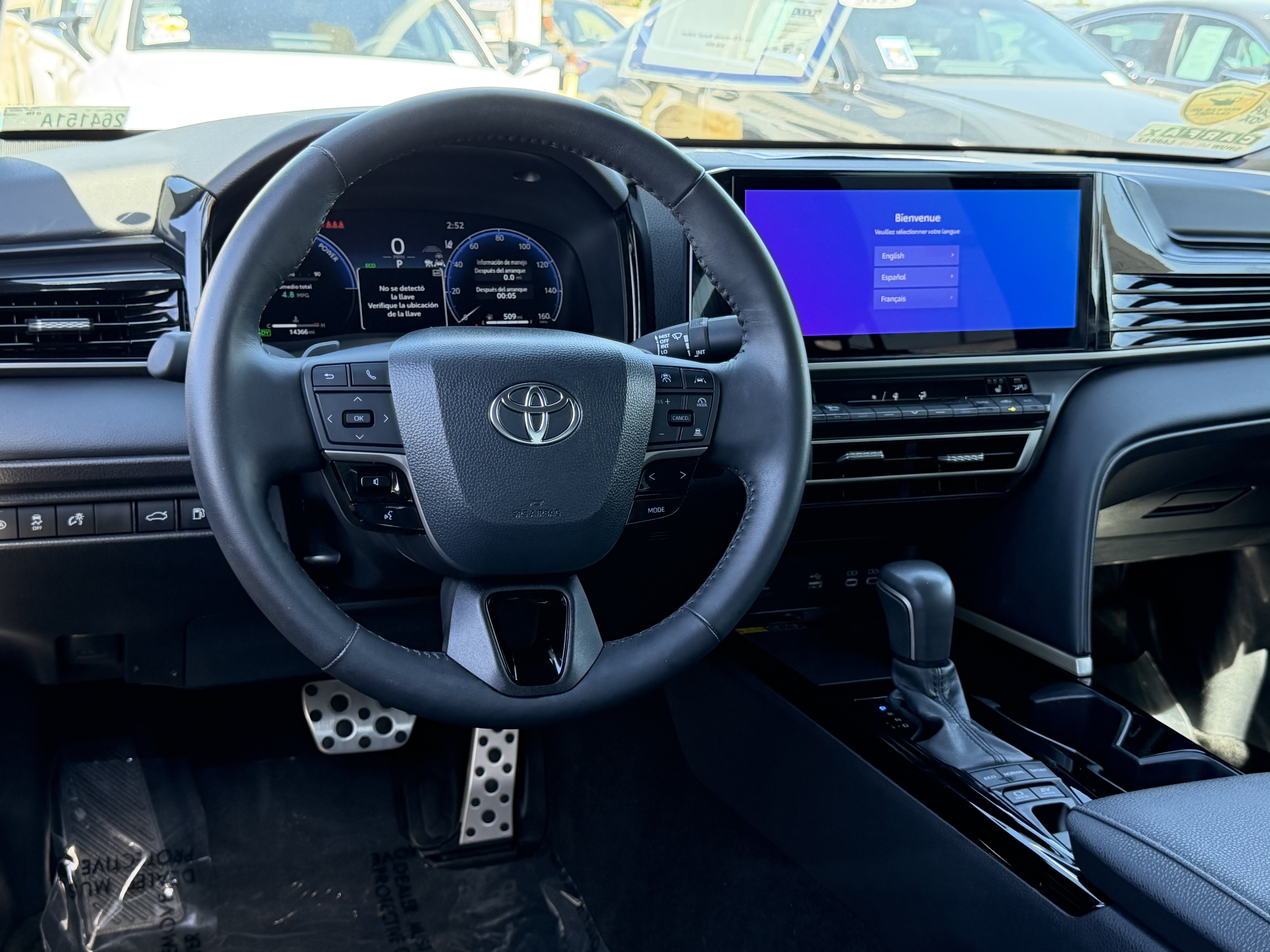 Used 2026 Toyota Camry XSE FWD image 31