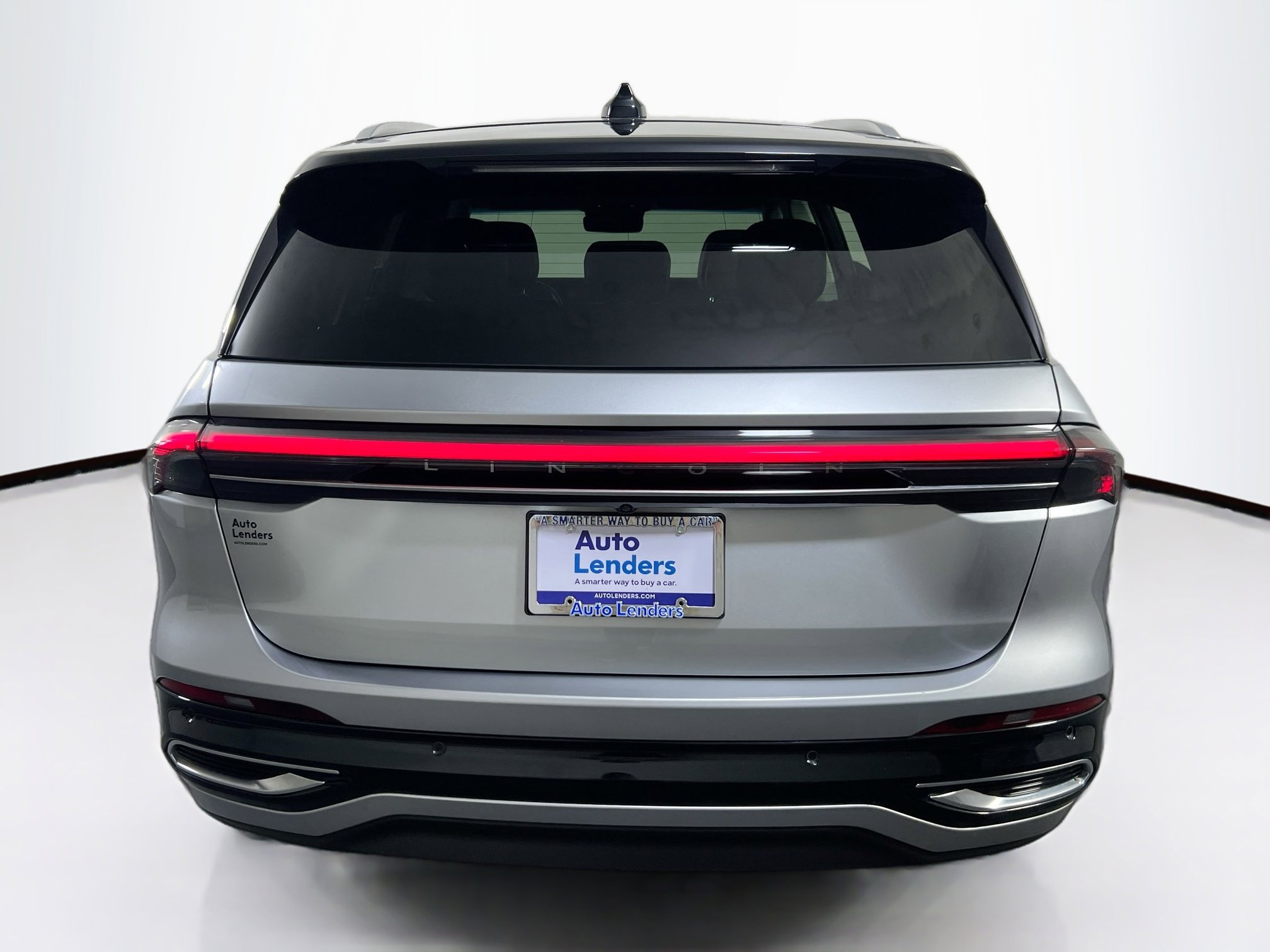 Used 2024 Lincoln Nautilus Reserve image 6