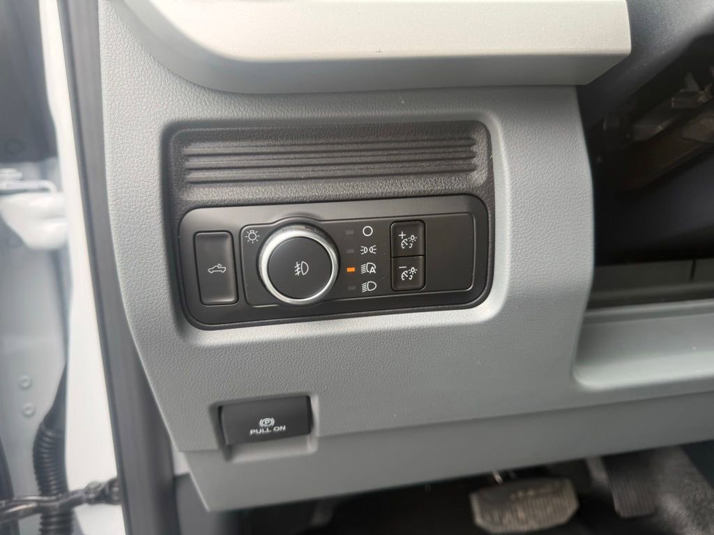 New 2026 Ford F350 XL AWD/4WD image 17