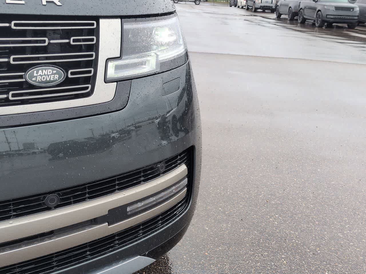 Used 2023 Land Rover Range Rover SE AWD/4WD image 10