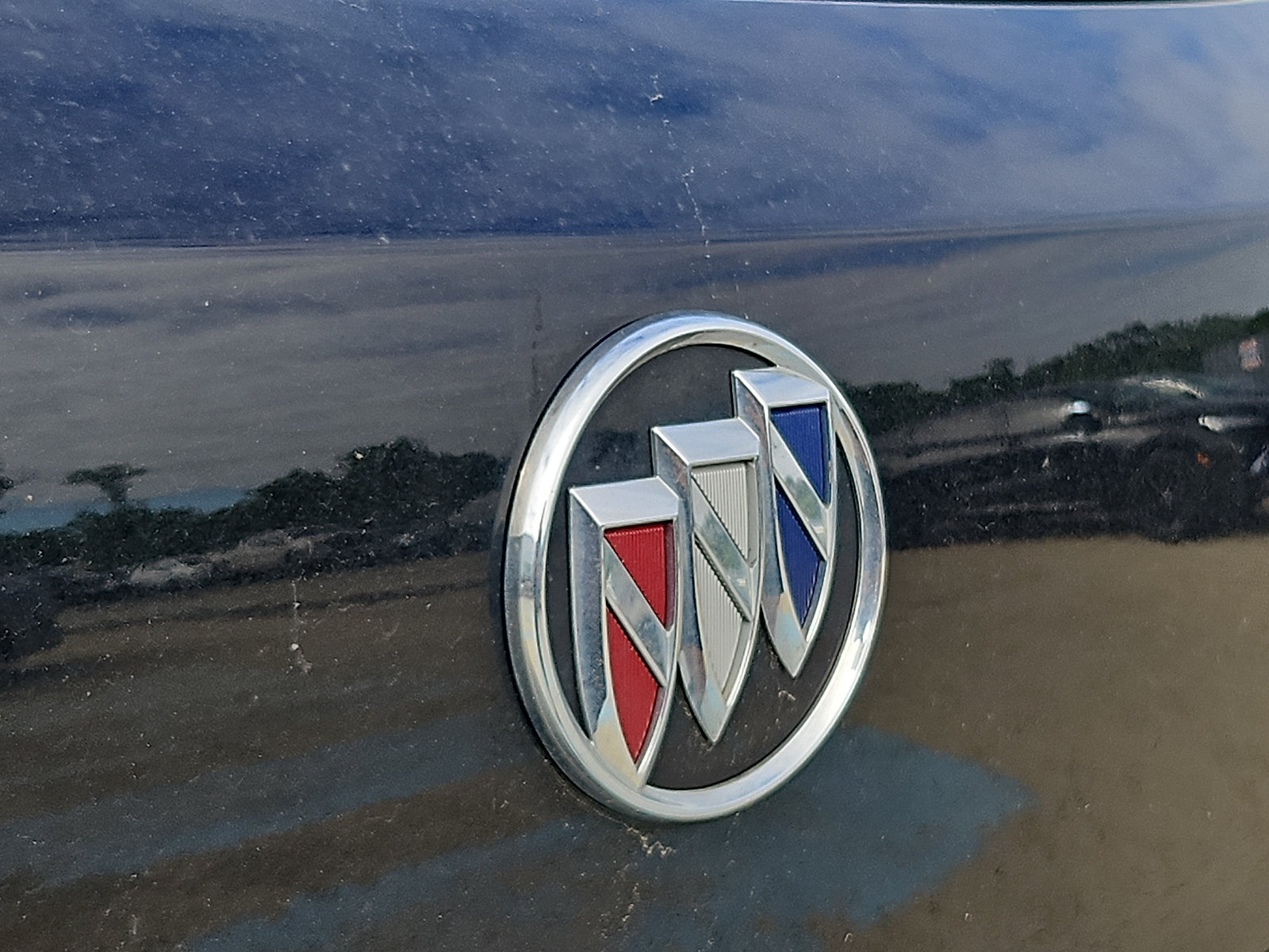 Used 2023 Buick Encore GX Select w/ Sport Touring Package FWD image 11