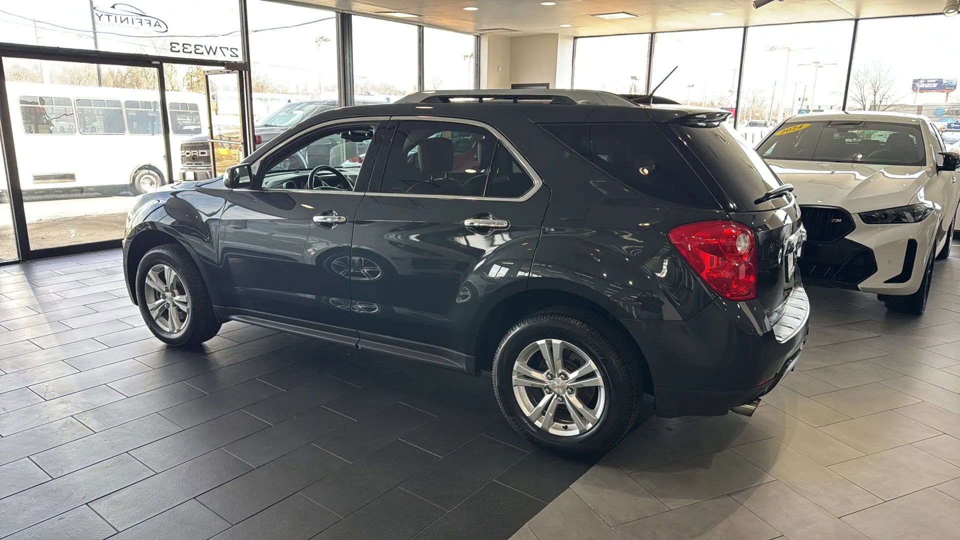 Used 2013 Chevrolet Equinox LTZ image 2