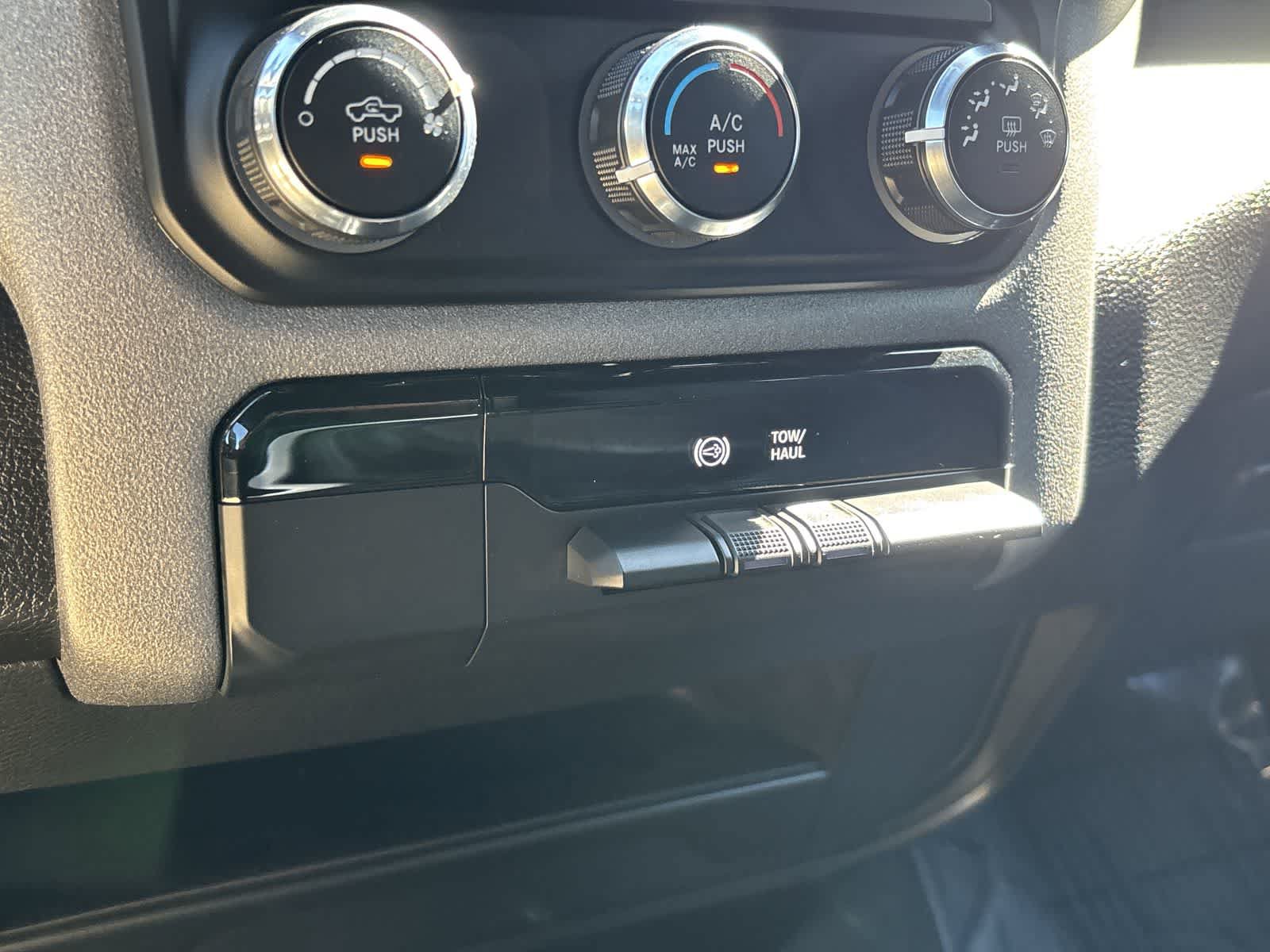 Certified 2024 RAM 3500 Tradesman AWD/4WD image 23