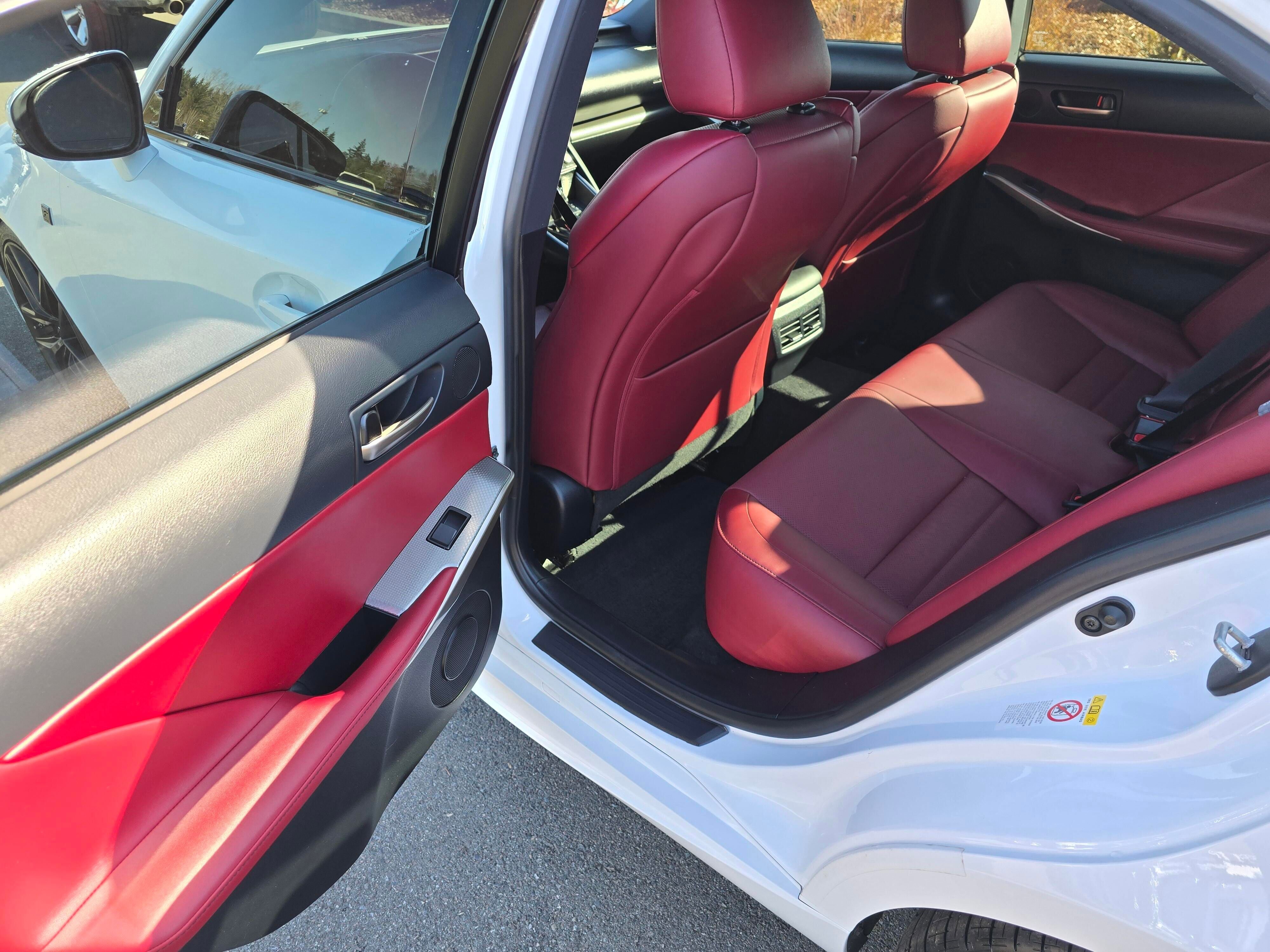 Used 2018 Lexus IS 350 AWD image 30