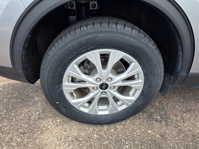 Used 2023 Ford Escape Active w/ Tech Pack #2 AWD/4WD image 9