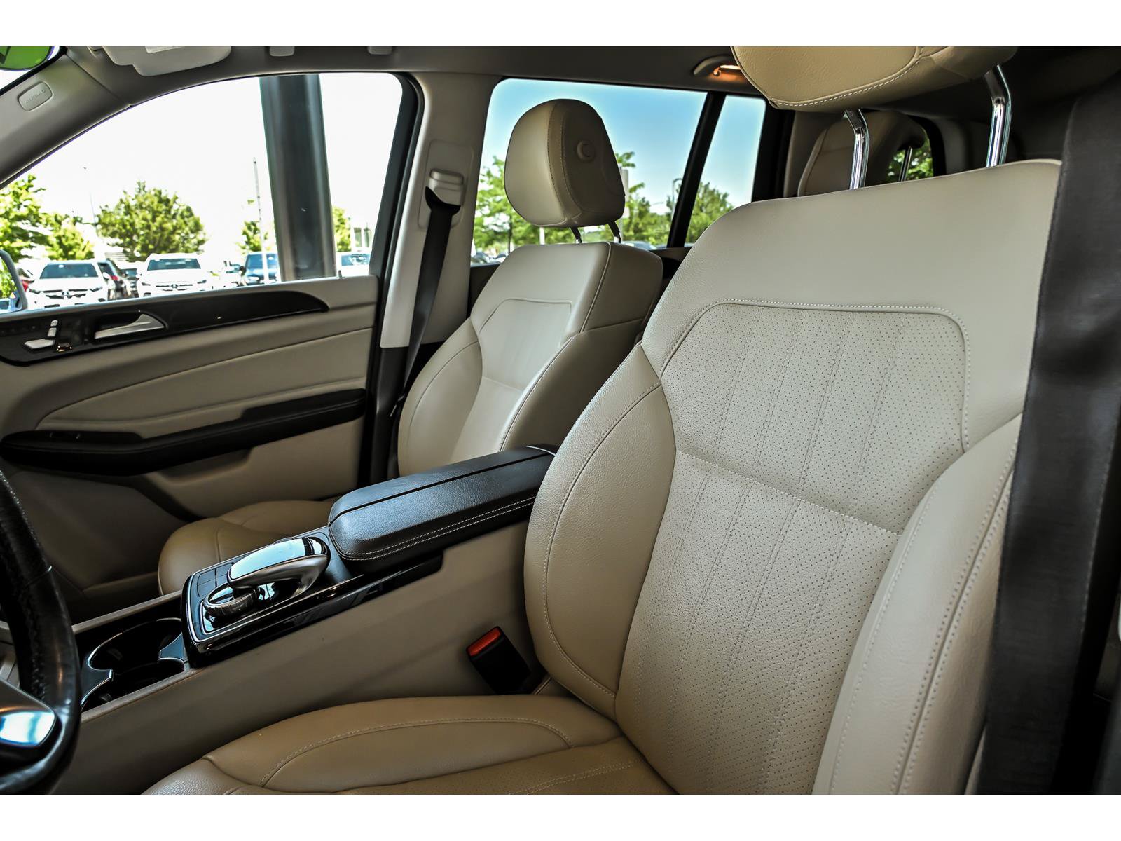 Used 2017 Mercedes-Benz GLS 450 4MATIC image 12