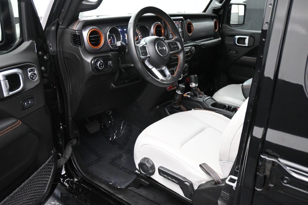 Used 2023 Jeep Gladiator Mojave w/ Trailer Tow Package AWD/4WD image 2