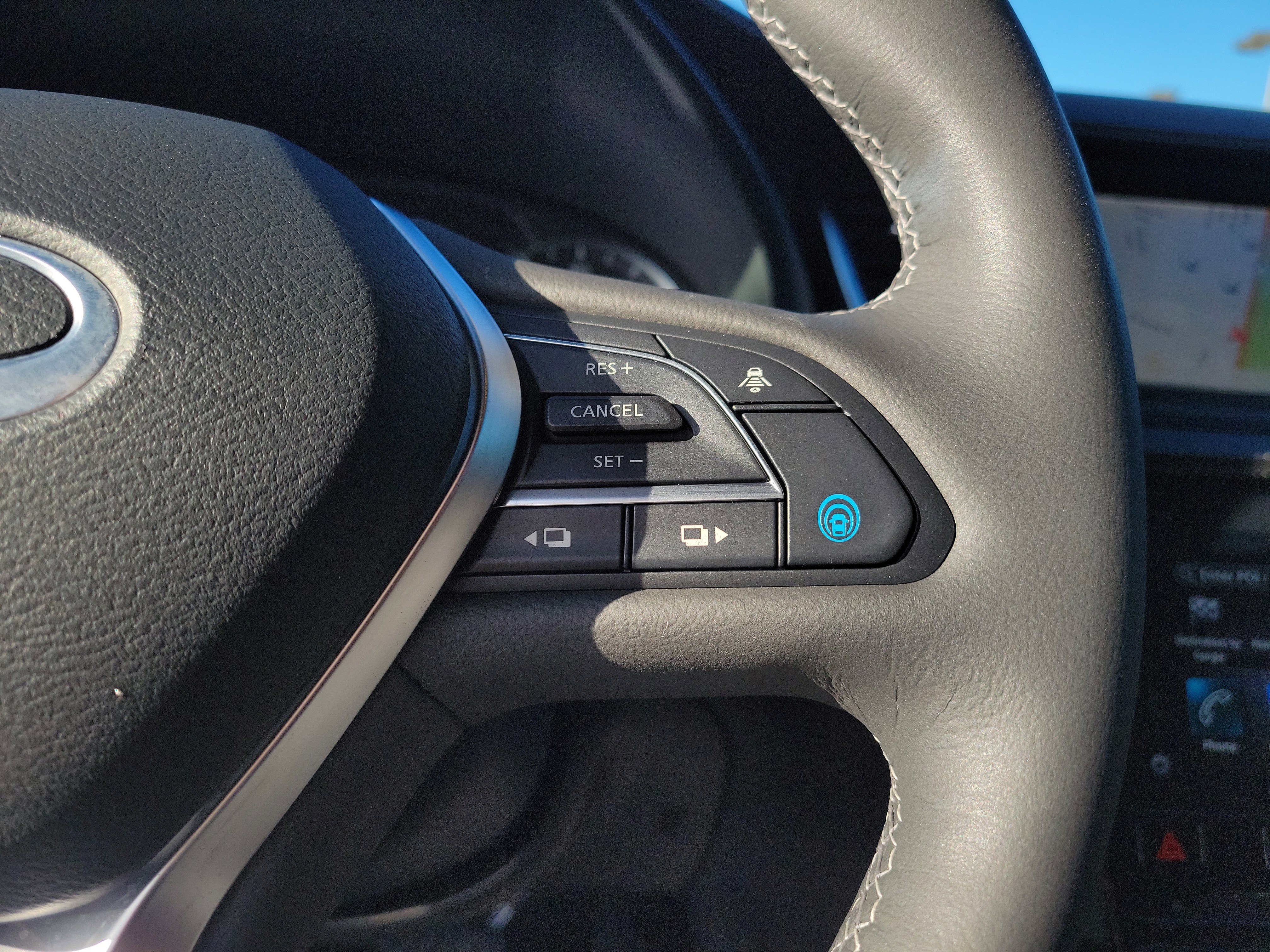 Certified 2025 INFINITI QX50 Sport image 15