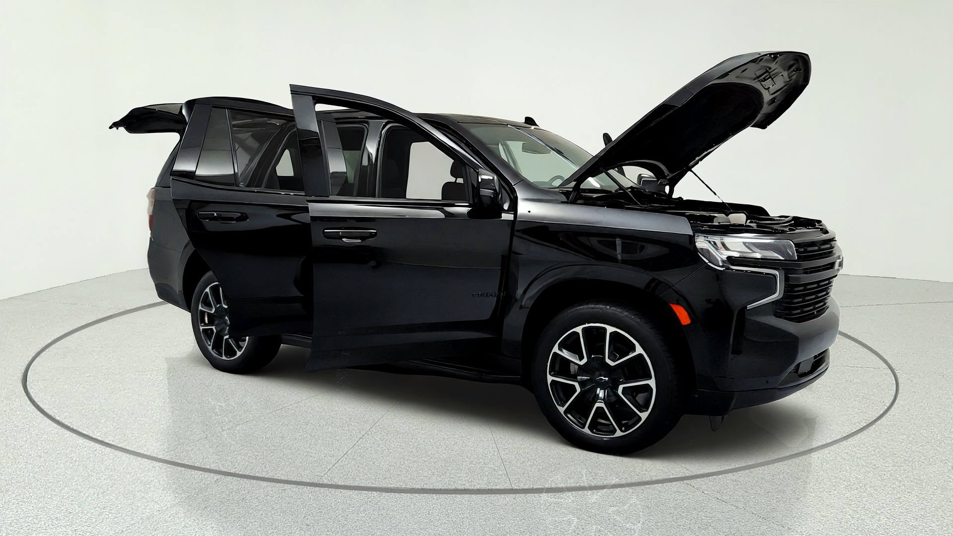 Used 2023 Chevrolet Tahoe RST w/ Luxury Package AWD/4WD image 14