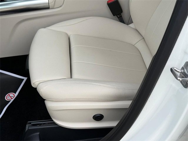 Certified 2025 Mercedes-Benz GLA 250 4MATIC image 19