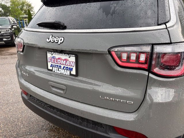 Used 2024 Jeep Compass Limited AWD/4WD image 28