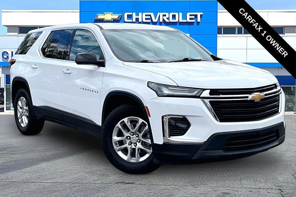 Used 2022 Chevrolet Traverse LS