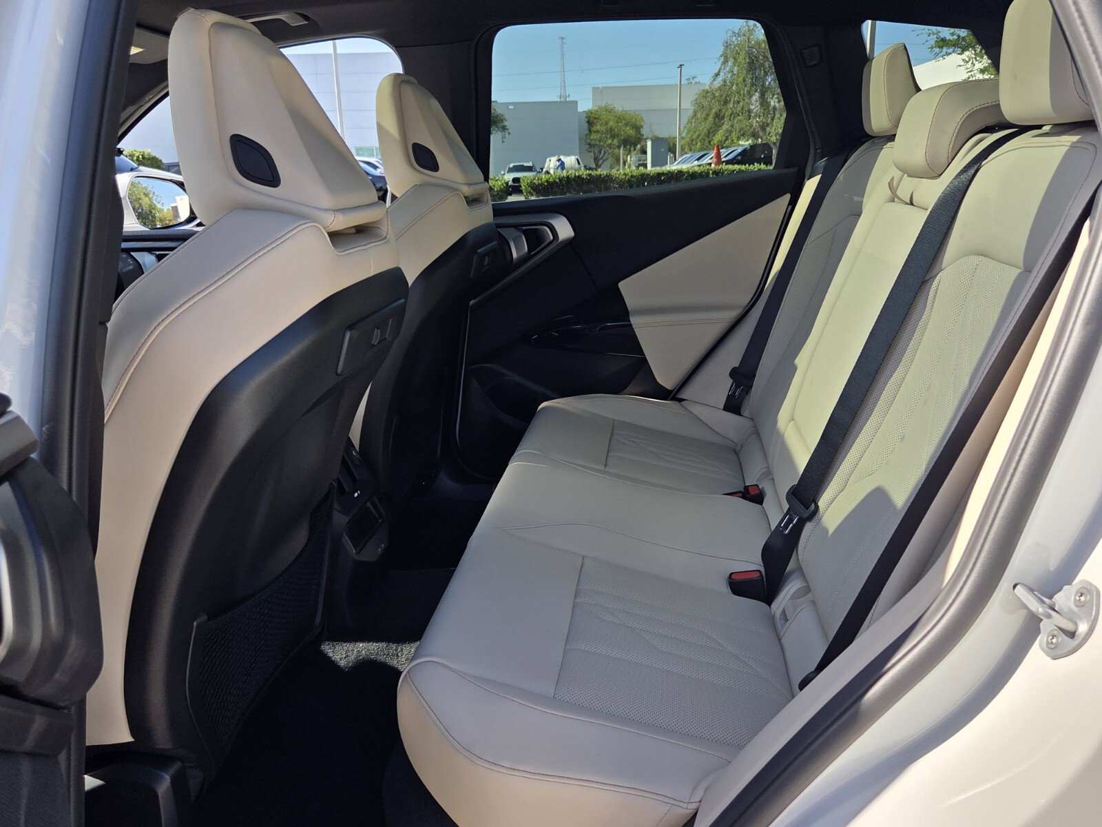New 2026 BMW X3 xDrive30 w/ Premium Package AWD/4WD image 11