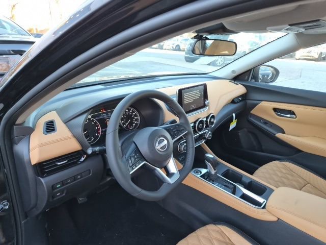 New 2025 Nissan Sentra SV w/ SV Premium Package image 15